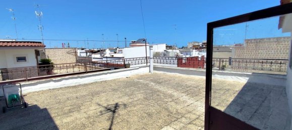 Дом с 2 комнатами в Грумо Аппула, Италия № 17151 12