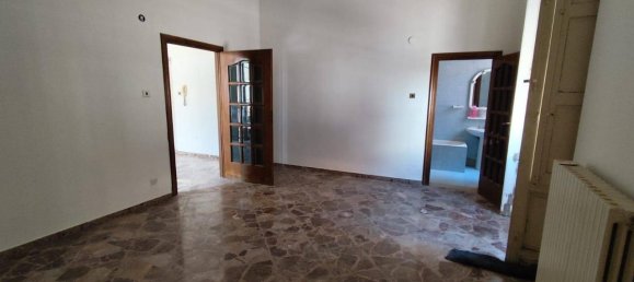 Дом с 2 комнатами в Грумо Аппула, Италия № 17151 7