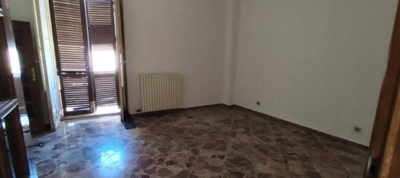 Дом с 2 комнатами в Грумо Аппула, Италия № 17151 5