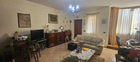 Вилла с 8 комнатами в Беневенто, Италия № 115196 5