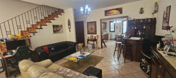 Вилла с 8 комнатами в Беневенто, Италия № 115196 6