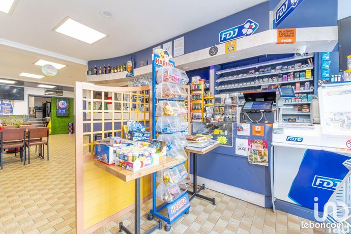 Propiedad comercial en Boulogne-sur-Mer, France 85 m² No. 310578