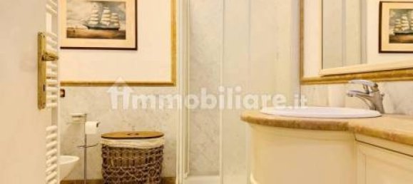 Apartamento de 2 dormitorios en Viareggio, Italy No. 42890 11