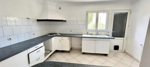 3 Schlafzimmer Haus in Gagny, France, Nr. 358468 3