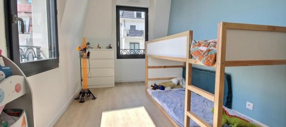 5 Schlafzimmer Doppelhaus in Clamart, France, Nr. 299617 6