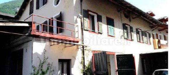 4 bedrooms Building in Fonzaso, Italy No. 211771 4