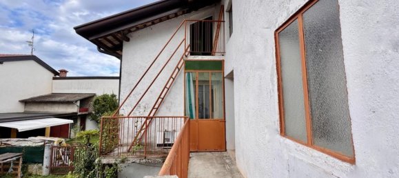 6 bedrooms House in Udine, Italy No. 326649 8