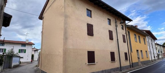 6 bedrooms House in Udine, Italy No. 326649 10