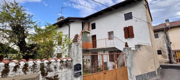 6 bedrooms House in Udine, Italy No. 326649 2