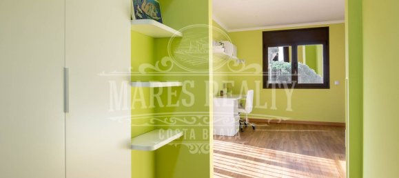 Вилла с 6 спальнями в Льорет-де-Мар, Испания № 11298 12