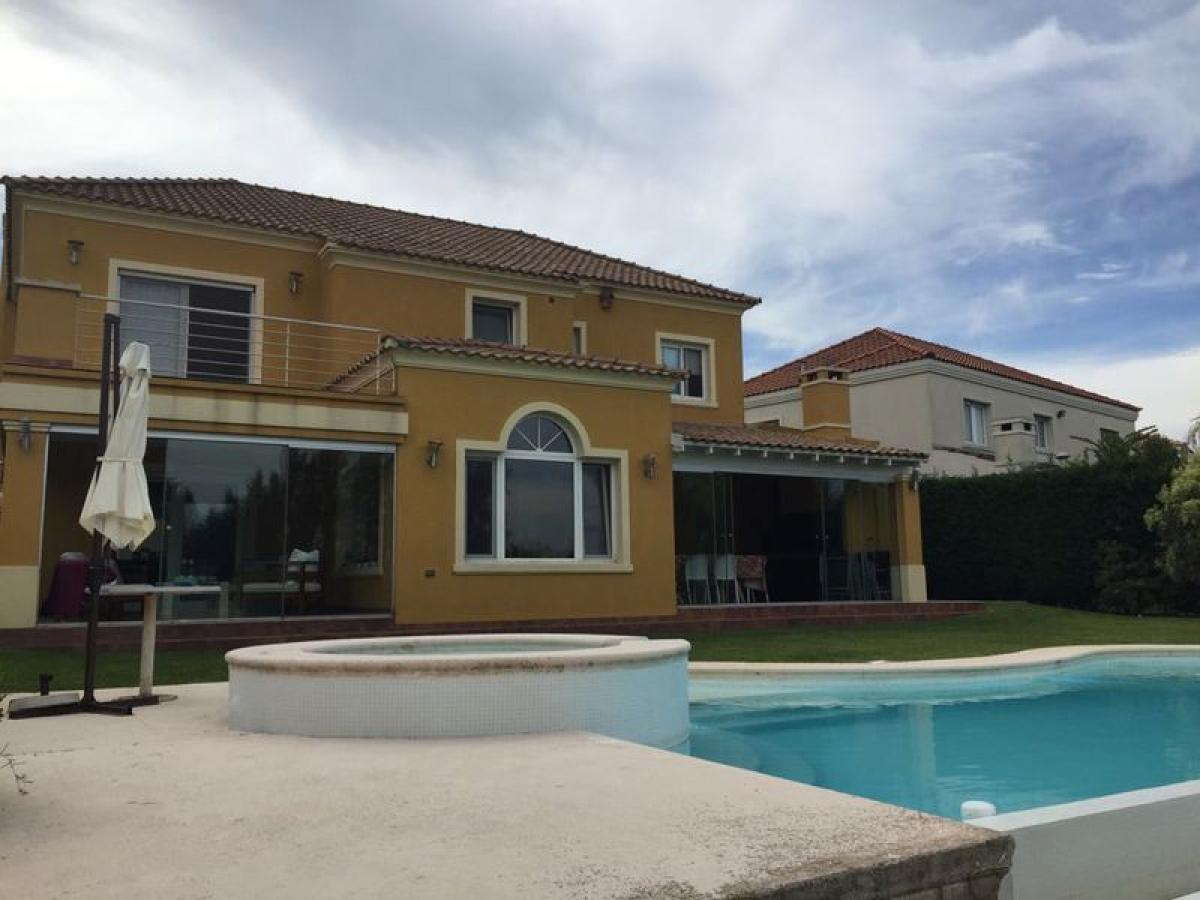 4 bedrooms House in Tigre, Argentina No. 8803