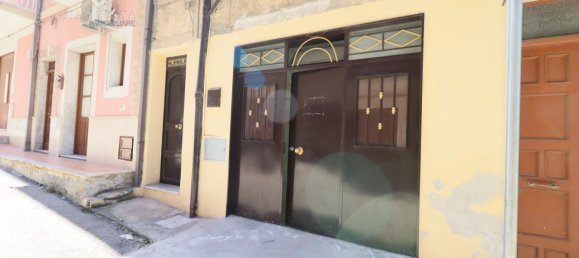 Studio in Palagonia, Italy, Nr. 231050 20