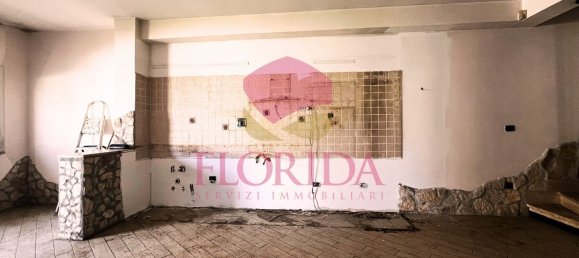 Дом с 3 комнатами в Ардеа, Италия № 289645 5