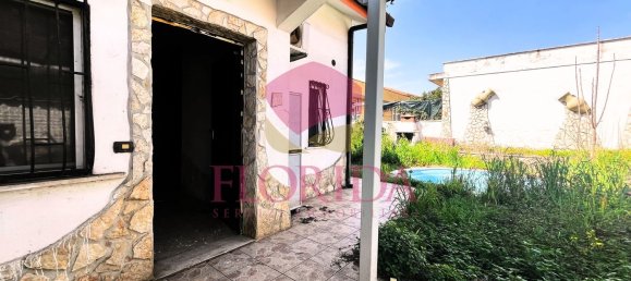 Дом с 3 комнатами в Ардеа, Италия № 289645 3