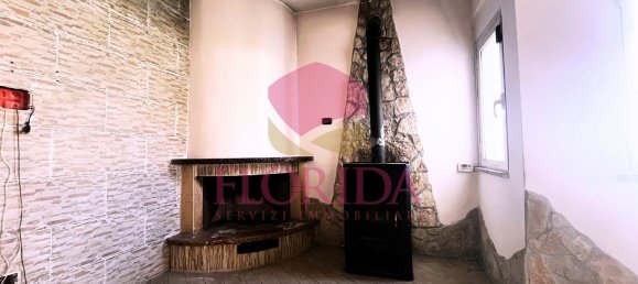 Дом с 3 комнатами в Ардеа, Италия № 289645 6