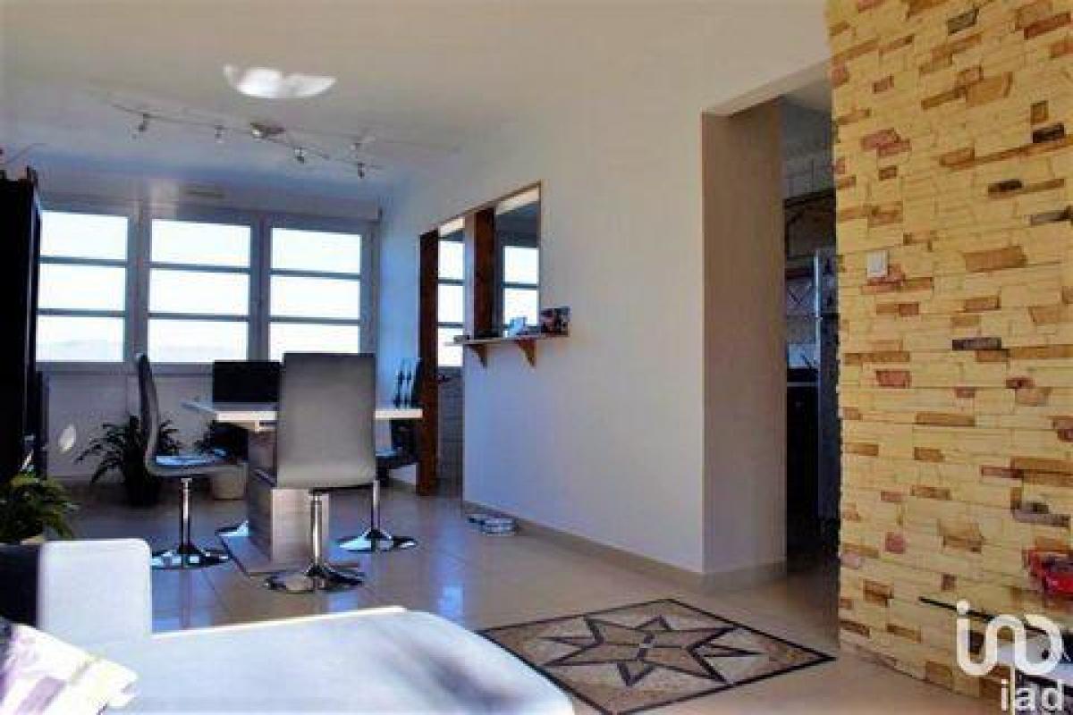 Condominio de 2 dormitorios en Firminy, France No. 34755