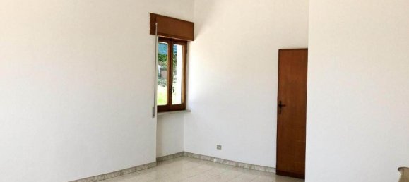 Villa de 16 habitaciónes en Genzano di Roma, Italy No. 165899 2