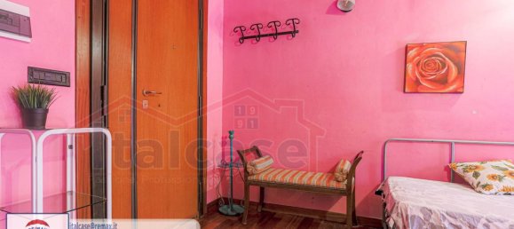 1 bedroom Apartment in Rome, Italy No. 133138 3