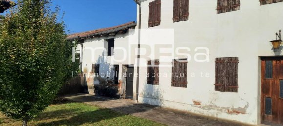 Casa de 3 dormitorios en Istrana, Italy No. 300245 4