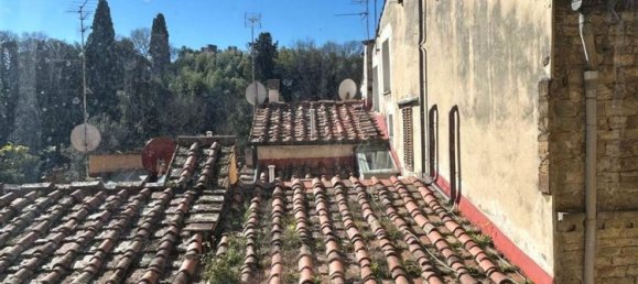 6 rooms Apartment in Florence, Italy No. 238774 5