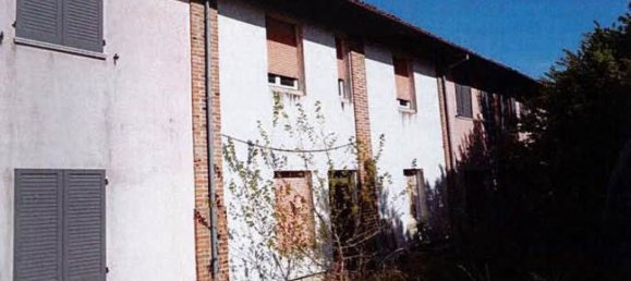 15 rooms Villa in Monticelli d'Ongina, Italy No. 20371 3