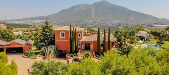 8 bedrooms House in Coin, Spain No. 78203 3