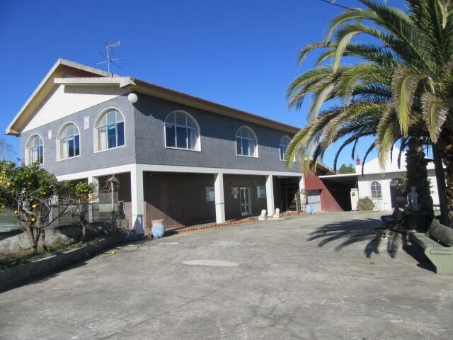 Casa de 5 dormitorios en Leiria, Portugal No. 140558