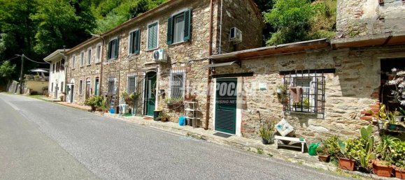 3 bedrooms House in Massa, Italy No. 277204 32