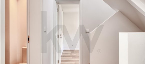 4 bedrooms Townhouse in Lisbon, Portugal No. 98886 17