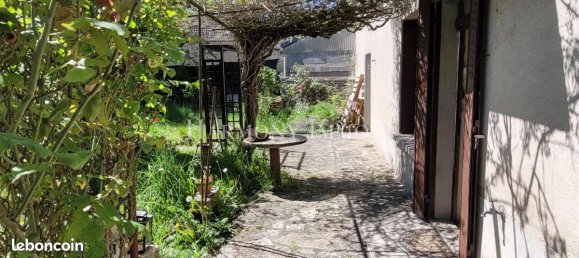 Casa de 1 dormitorio en Uzay-le-Venon, France No. 74530 2