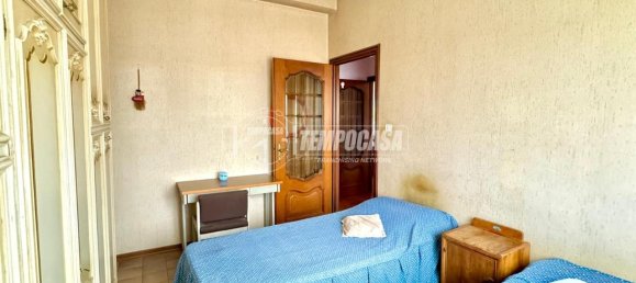 4-salle Appartement à Savigliano, Italy No. 26058 19