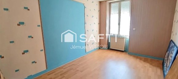 4 Schlafzimmer Haus in Mayenne, France, Nr. 291536 9