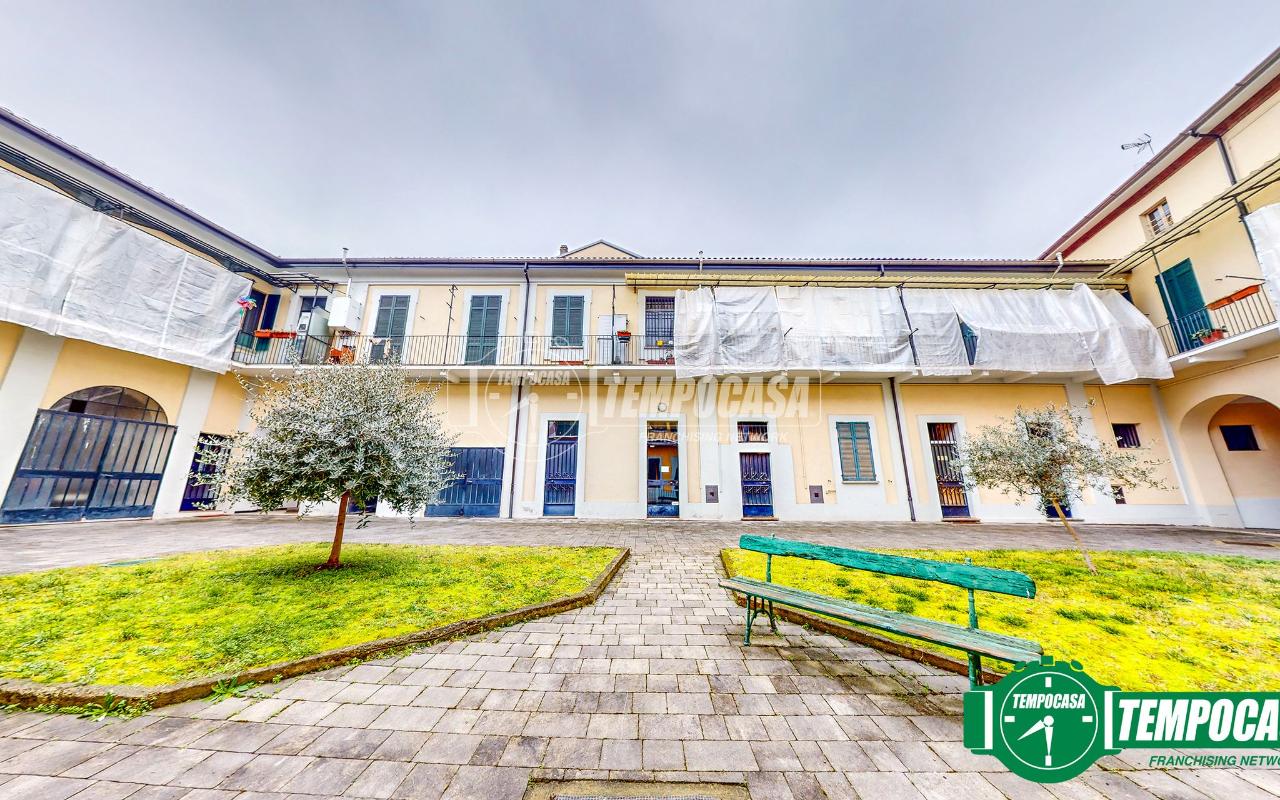 Apartamento de 2 divisões em Valenza, Italy N.º 72142