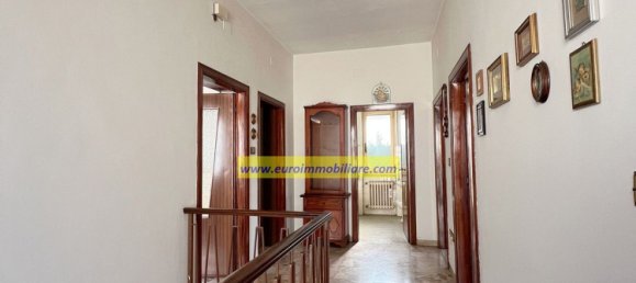 6 rooms House in Atri, Italy No. 154312 7