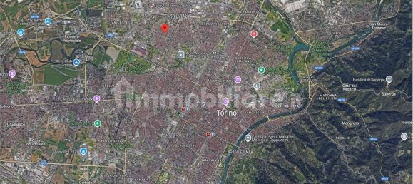 1 bedroom Apartment in Turin, Italy No. 10181 3