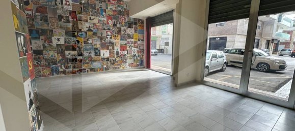 90m² Commercial property in Bitonto, Italy No. 29321 4