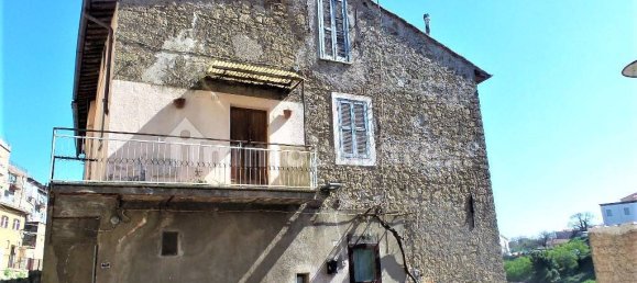 3 Schlafzimmer Wohnung in Caprarola, Italy, Nr. 88680 26