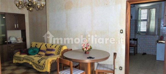 3 Schlafzimmer Wohnung in Caprarola, Italy, Nr. 88680 6