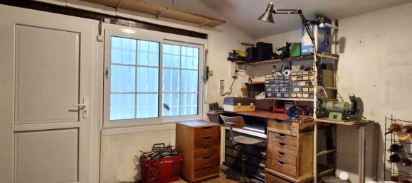 Casa de 2 dormitorios en Huismes, France No. 47793 35