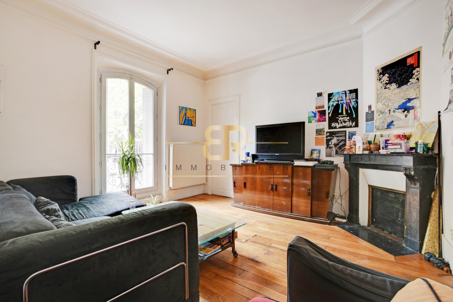 2 bedrooms Apartment in Paris, France No. 127230