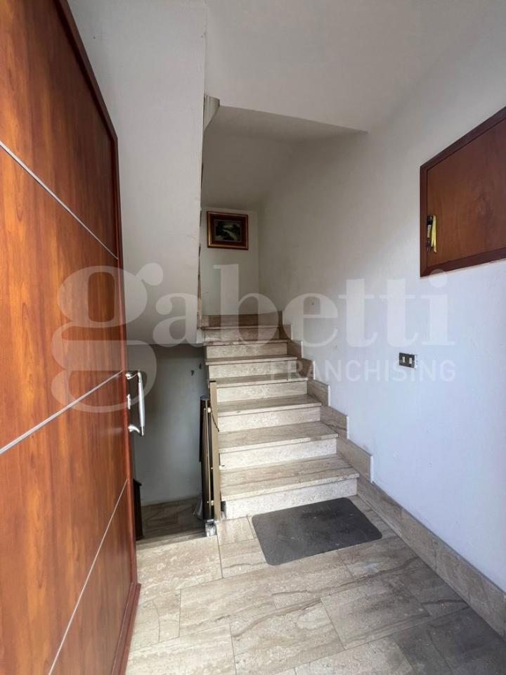 4-salle Maison à Oristano, Italy No. 37802