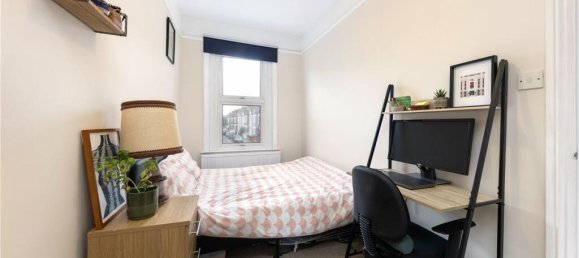 2 bedrooms Apartment in London, United Kingdom No. 3793 7