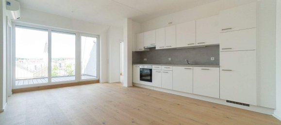 Квартира с 3 комнатами в Пенцинг, Австрия № 133105 3