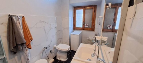 3 rooms Apartment in Albano Laziale, Italy No. 124082 25