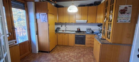 3 rooms Apartment in Albano Laziale, Italy No. 124082 12