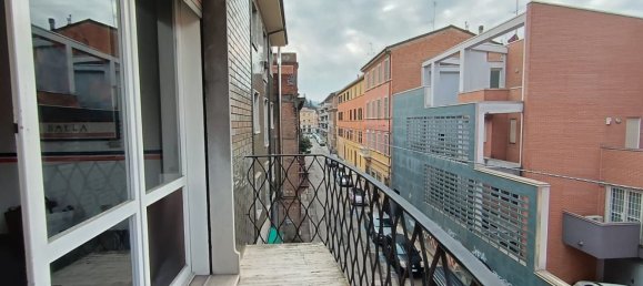 Apartamento de 4 habitaciónes en Bologna, Italy No. 22929 25