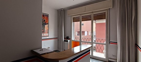 Apartamento de 4 habitaciónes en Bologna, Italy No. 22929 40