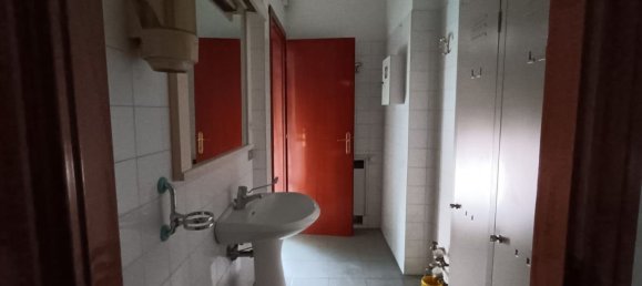Apartamento de 4 habitaciónes en Bologna, Italy No. 22929 9