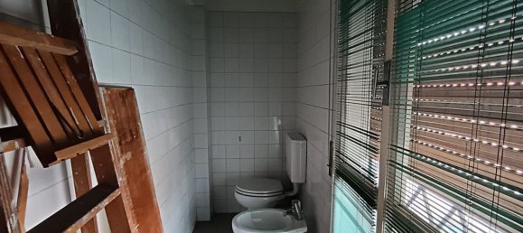 Apartamento de 4 habitaciónes en Bologna, Italy No. 22929 8