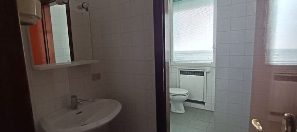 Apartamento de 4 habitaciónes en Bologna, Italy No. 22929 10